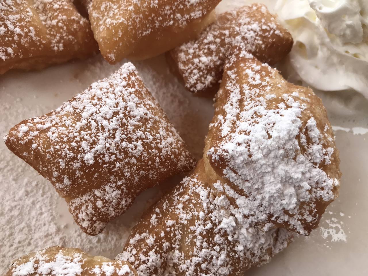 Beachcomber speciality: Fluffy and sweet beignets